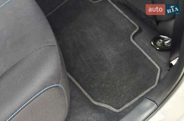 Хетчбек Nissan Leaf 2020 в 