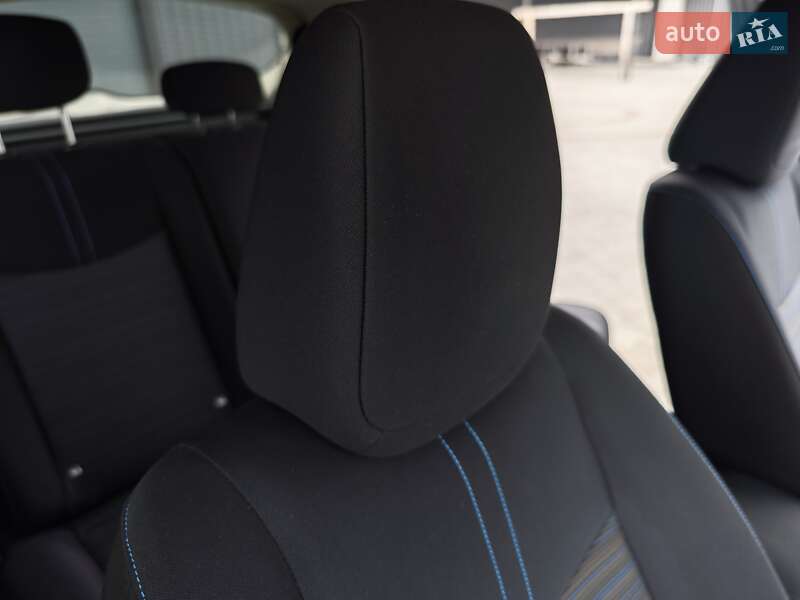 Хэтчбек Nissan Leaf 2020 в Дубно