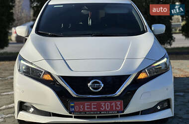 Хетчбек Nissan Leaf 2018 в Дубні