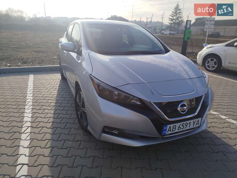 Хетчбек Nissan Leaf 2019 в Вінниці