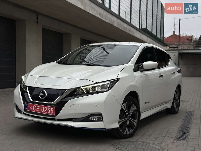 Хэтчбек Nissan Leaf 2019 в Дрогобыче