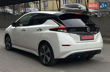 Хэтчбек Nissan Leaf 2019 в Дрогобыче