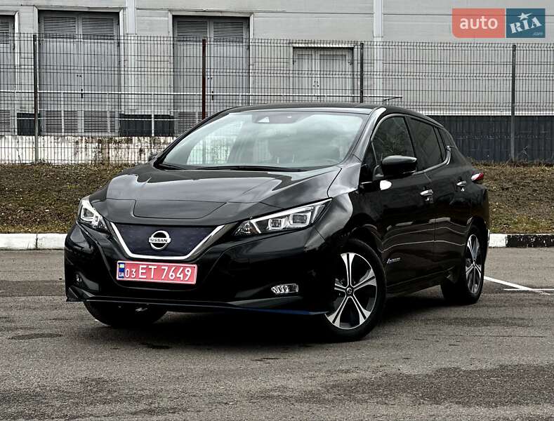 Хетчбек Nissan Leaf 2020 в Києві