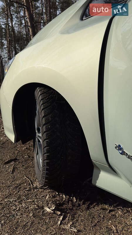 Хэтчбек Nissan Leaf 2018 в Кропивницком фото 19 Хэтчбек Nissan Leaf 2018 в Кропивницком