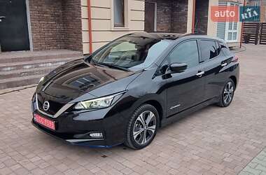 Хэтчбек Nissan Leaf 2019 в Черновцах