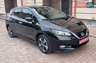 Хэтчбек Nissan Leaf 2019 в Черновцах