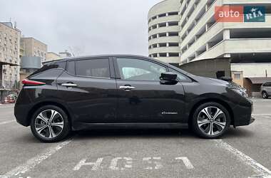 Хетчбек Nissan Leaf 2019 в Києві