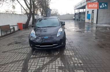 Хетчбек Nissan Leaf 2013 в Рівному