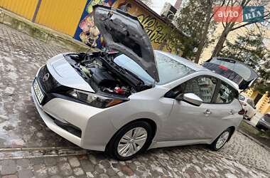 Хетчбек Nissan Leaf 2023 в Тернополі