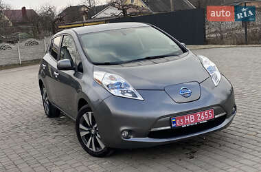 Хетчбек Nissan Leaf 2015 в Вінниці