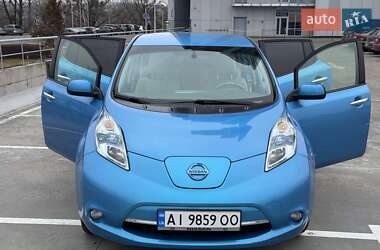 Хетчбек Nissan Leaf 2012 в Києві