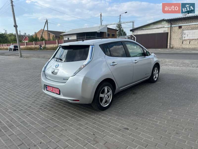Хэтчбек Nissan Leaf 2012 в Казатине фото 2 Хэтчбек Nissan Leaf 2012 в Казатине