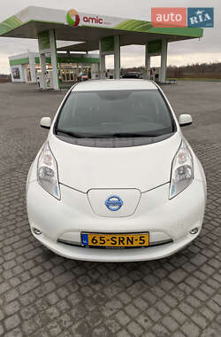 Хэтчбек Nissan Leaf 2016 в Стрые