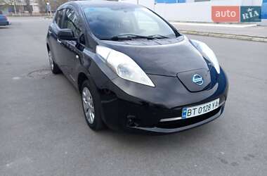 Хетчбек Nissan Leaf 2013 в Херсоні