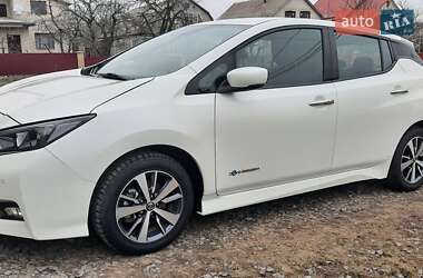 Хетчбек Nissan Leaf 2019 в Немирові