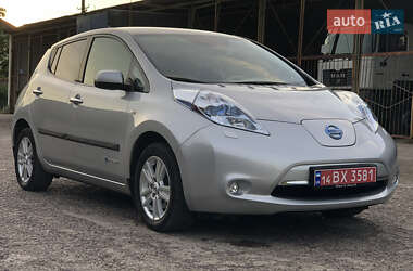 Хетчбек Nissan Leaf 2012 в Городку