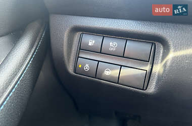 Хэтчбек Nissan Leaf 2020 в 
