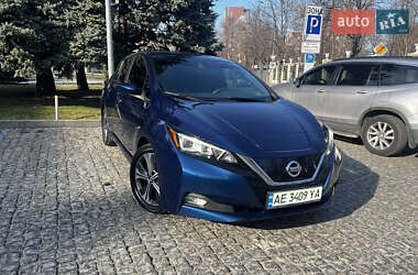 Хэтчбек Nissan Leaf 2020 в 