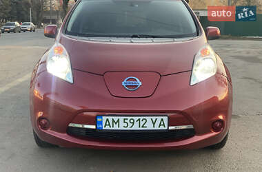 Хетчбек Nissan Leaf 2014 в Житомирі