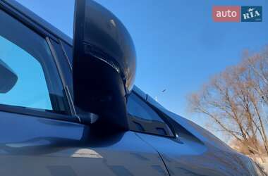 Хэтчбек Nissan Leaf 2020 в 
