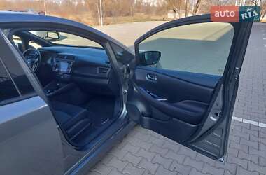 Хэтчбек Nissan Leaf 2020 в 