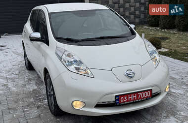 Хэтчбек Nissan Leaf 2014 в Ровно