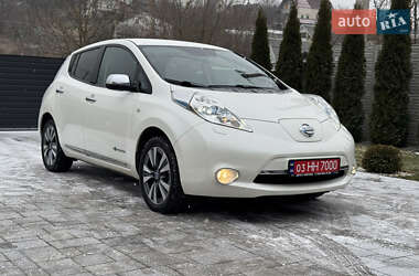 Хэтчбек Nissan Leaf 2014 в Ровно