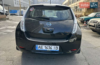 Хэтчбек Nissan Leaf 2013 в Днепре