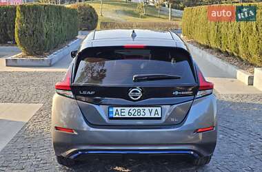 Хэтчбек Nissan Leaf 2019 в Днепре