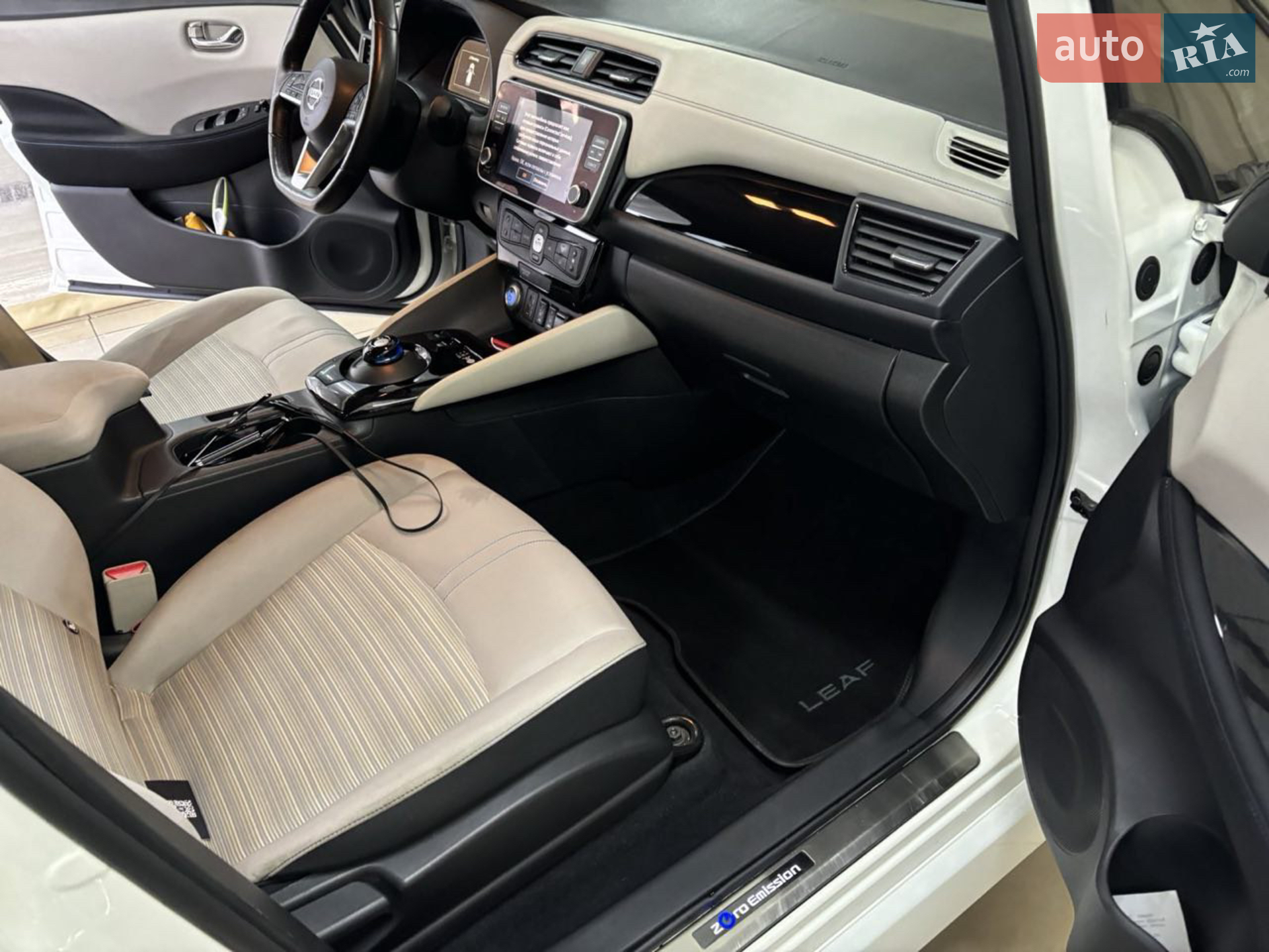 2021 Nissan Leaf - мініатюра 17