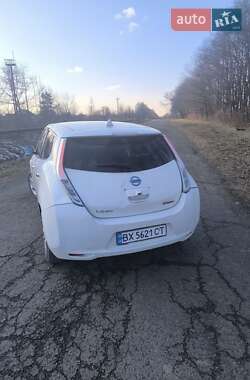 Хэтчбек Nissan Leaf 2013 в Коломые