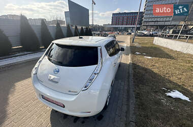 Хетчбек Nissan Leaf 2015 в Львові