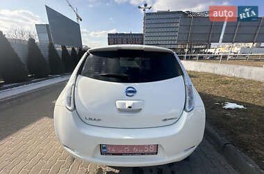 Хетчбек Nissan Leaf 2015 в Львові