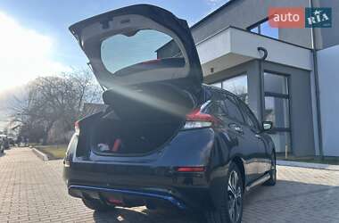 Хетчбек Nissan Leaf 2019 в 