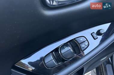 Хетчбек Nissan Leaf 2019 в 