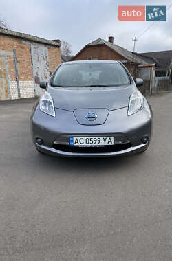 Хэтчбек Nissan Leaf 2014 в Владимире