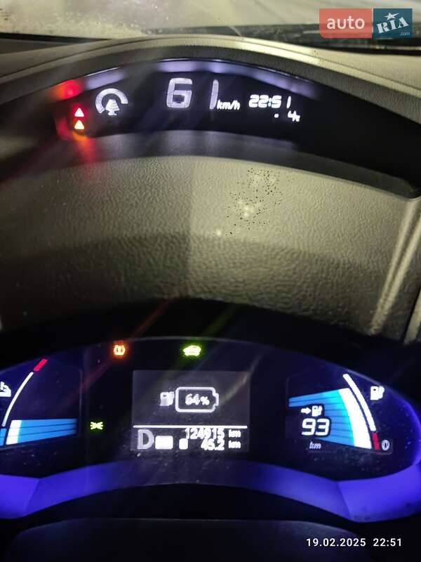 Хэтчбек Nissan Leaf 2013 в Киеве фото 6 Хэтчбек Nissan Leaf 2013 в Киеве