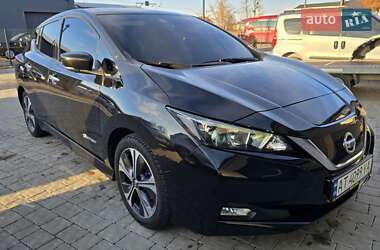 Хетчбек Nissan Leaf 2018 в  фото 22 Хетчбек Nissan Leaf 2018 в