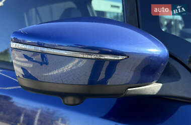 Хэтчбек Nissan Leaf 2019 в 