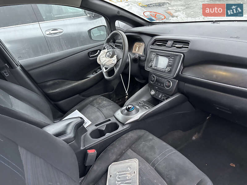 Хэтчбек Nissan Leaf 2018 в Черкассах