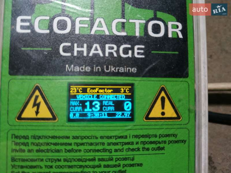 Хетчбек Nissan Leaf 2016 в Києві