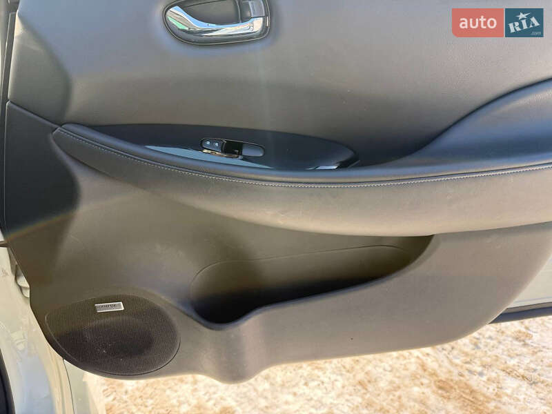 Хэтчбек Nissan Leaf 2019 в Харькове