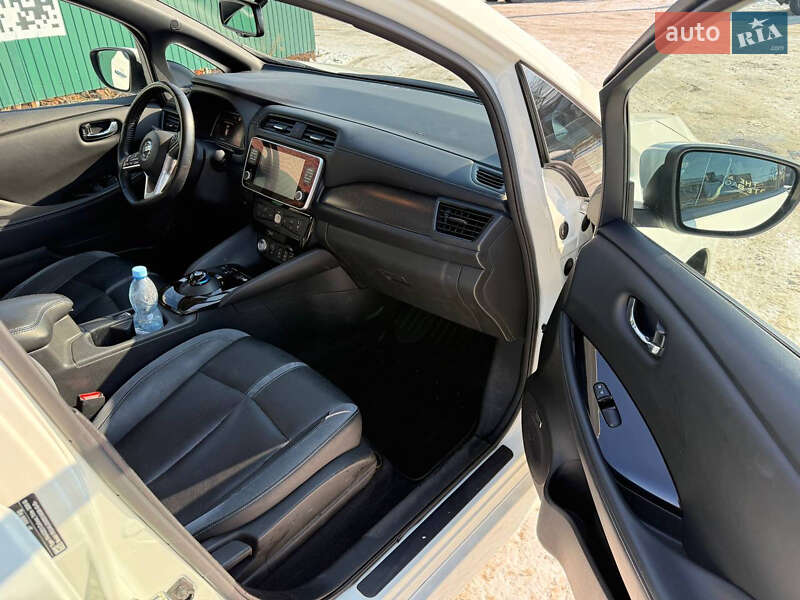 Хэтчбек Nissan Leaf 2019 в Харькове