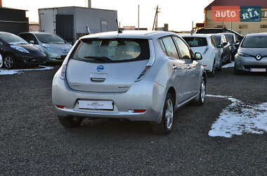 Хэтчбек Nissan Leaf 2014 в 