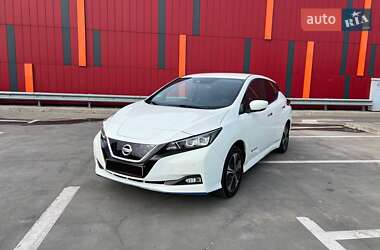 Хетчбек Nissan Leaf 2019 в Києві