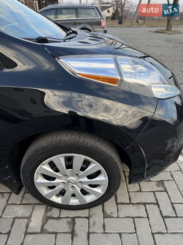 Хэтчбек Nissan Leaf 2013 в Золочеве