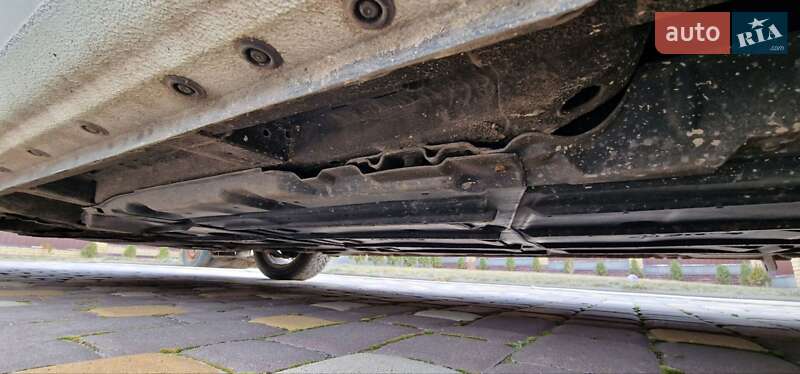 Хэтчбек Nissan Leaf 2015 в Николаеве