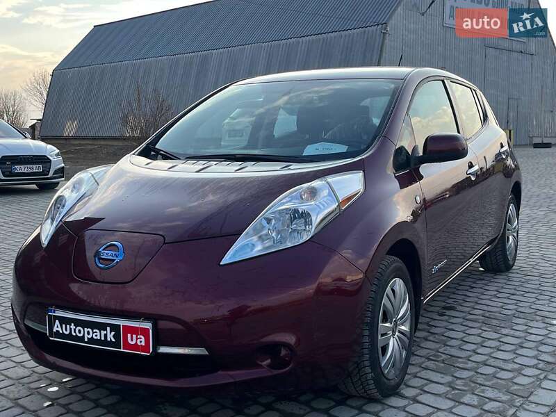 Хэтчбек Nissan Leaf 2017 в Львове