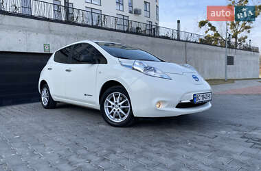 Хетчбек Nissan Leaf 2015 в Львові