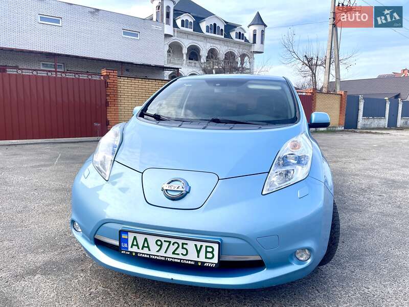 Хетчбек Nissan Leaf 2014 в Києві фото 4 Хетчбек Nissan Leaf 2014 в Києві